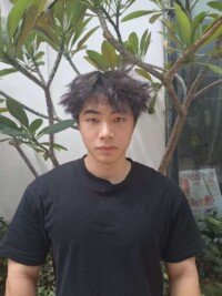 Yongqi Xiao